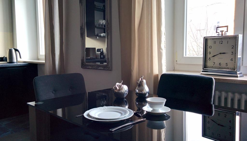 Shakespeare By Art Demo Apartment Varşovia Exterior foto