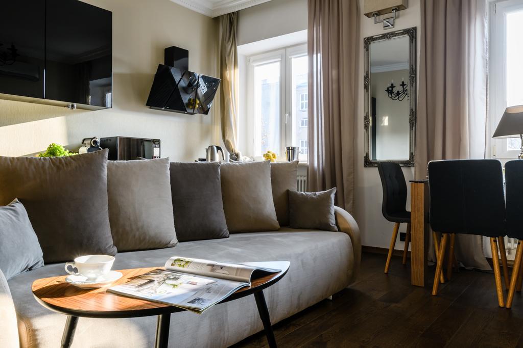 Shakespeare By Art Demo Apartment Varşovia Exterior foto
