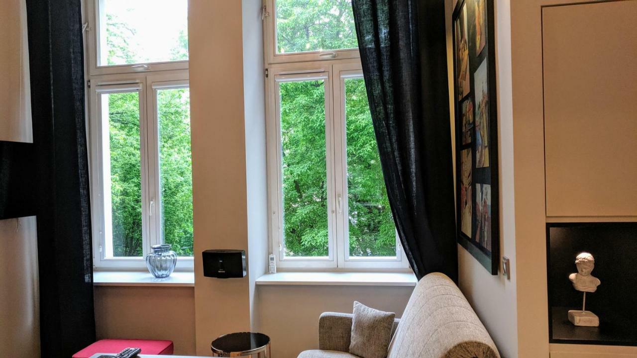 Shakespeare By Art Demo Apartment Varşovia Exterior foto